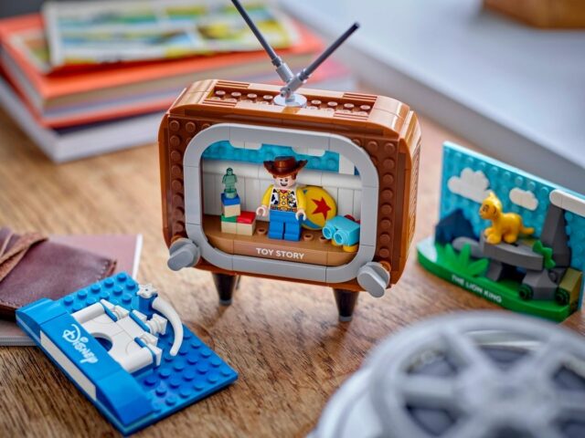 LEGO Disney 40774 Classic Animation Scenes
