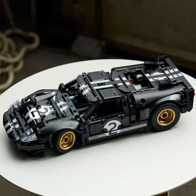 LEGO Technic 42223 1966 Ford GT40 MKII Race Car