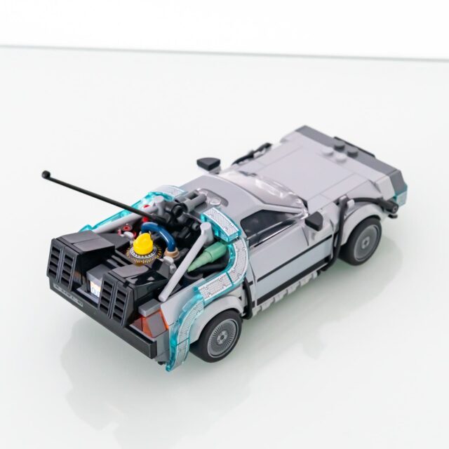 Review LEGO Speed Champions 77256 Time Machine from Back to the Future DeLorean