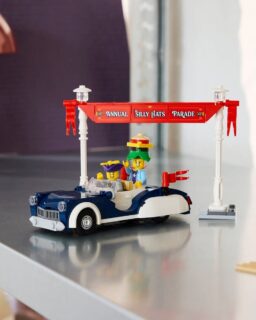 LEGO Icons 40913 Vintage Parade Car