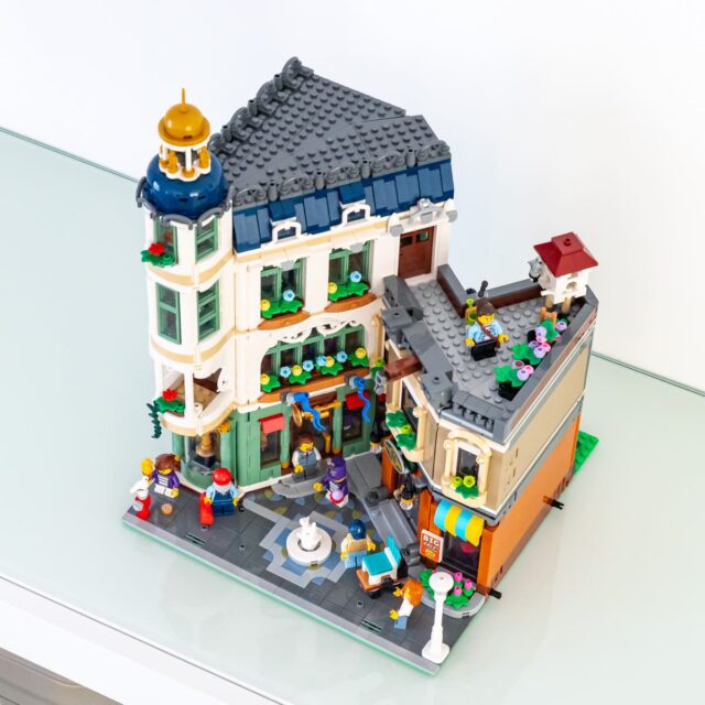 Review LEGO Icons 11371 Shopping Street : le Modular 2026