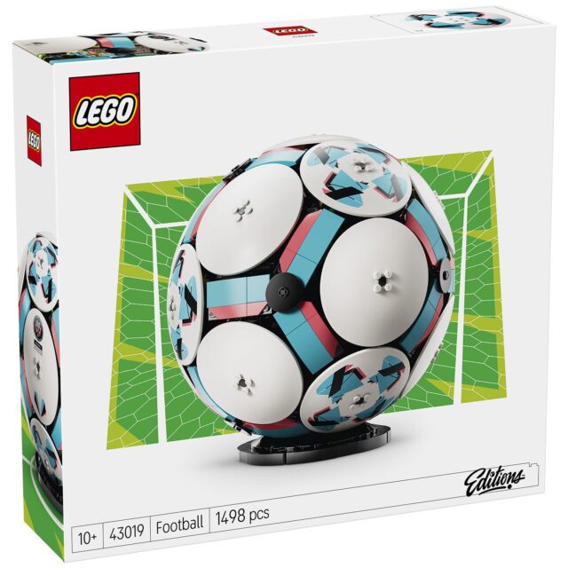 LEGO Editions 43019 Football - 3D Display Model