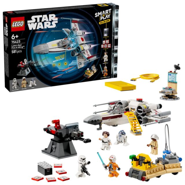 LEGO Star Wars SMART Play 75423 Luke's Red Five X-wing