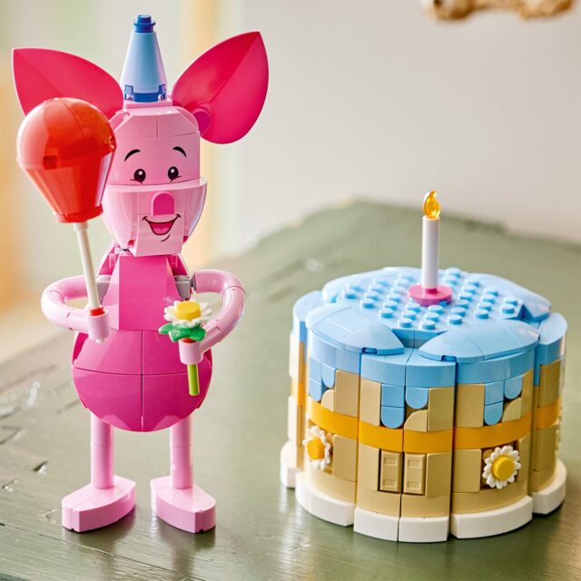 LEGO Disney 43305 Piglet's Birthday Fun