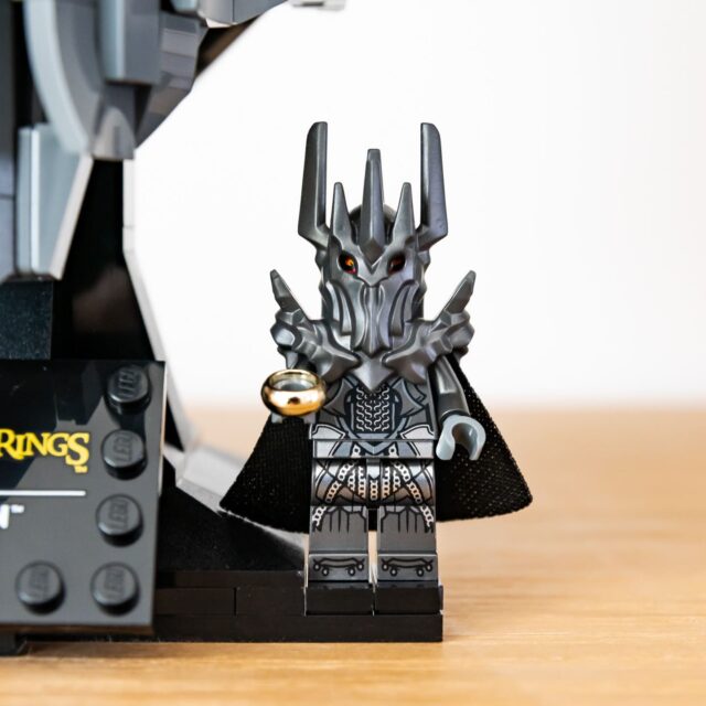 Review LEGO Icons 11373 The Lord of the Rings: Sauron