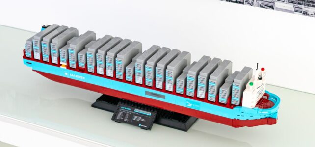 Review LEGO 40955 Maersk Dual-Fuel Container Vessel