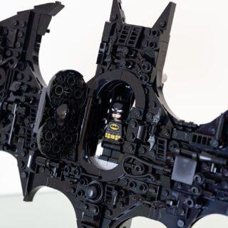 Review LEGO DC 76330 Batman Logo