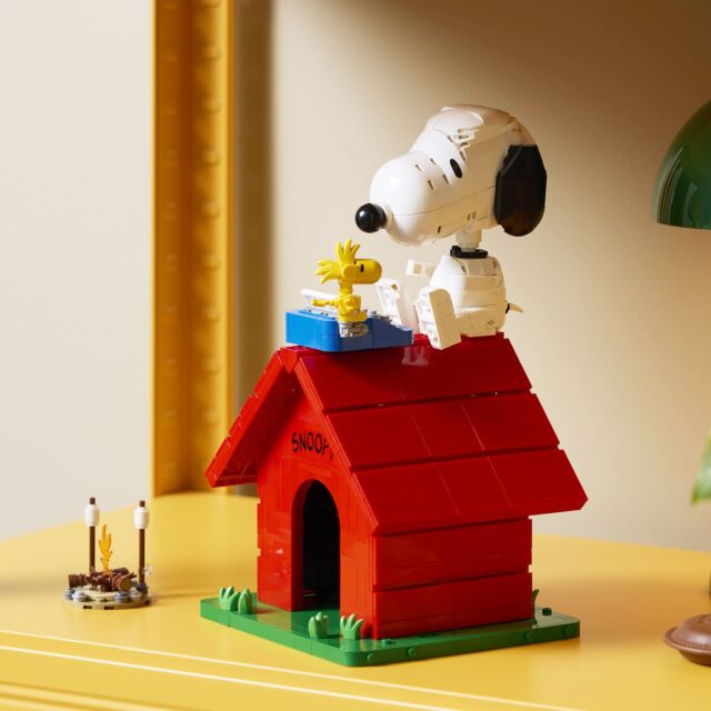 LEGO Ideas 21368 Peanuts: Snoopy's Doghouse