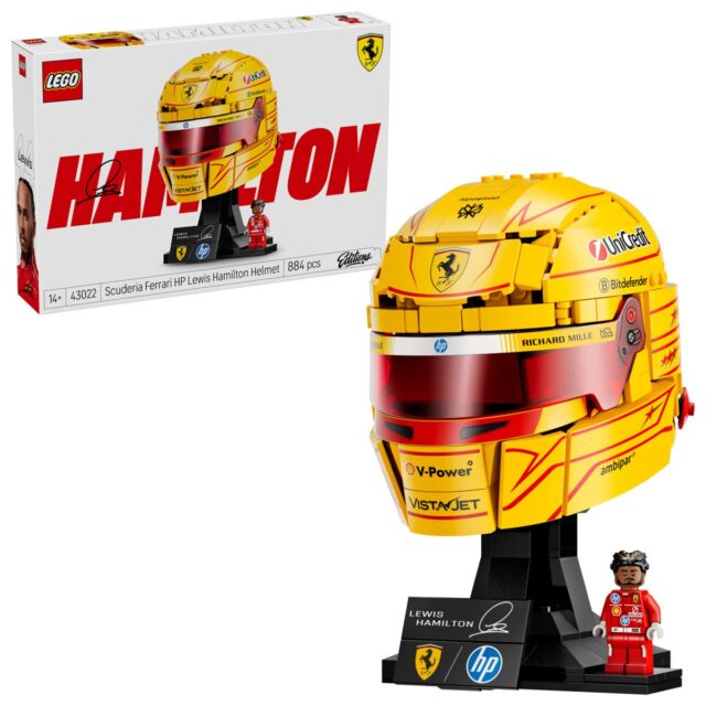 LEGO Editions 43022 Scuderia Ferrari HP Lewis Hamilton Helmet