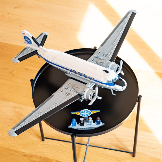 Review LEGO Icons 11378 Douglas DC‑3 PAN AM Airliner
