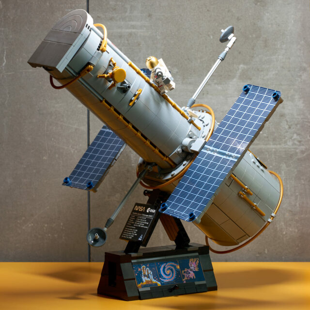 Nouveauté LEGO Icons 11382 Hubble Space Telescope