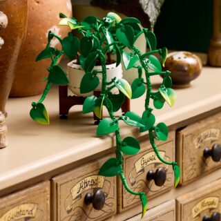 LEGO Botanicals 11512 Hanging Golden Pothos