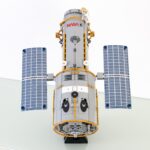 Review LEGO Icons 11382 Hubble Space Teslescope