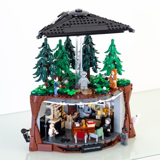 Review LEGO Ideas 21369 The X-Files