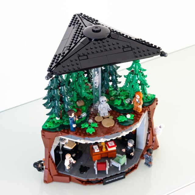 Review LEGO Ideas 21369 The X-Files