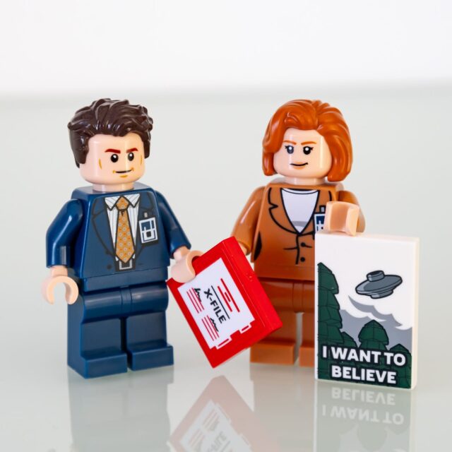 Review LEGO Ideas 21369 The X-Files