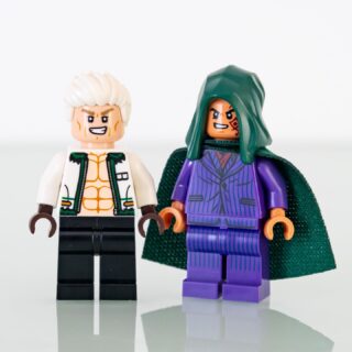 Review LEGO One Piece 75642 Showdown with Captain Smoker