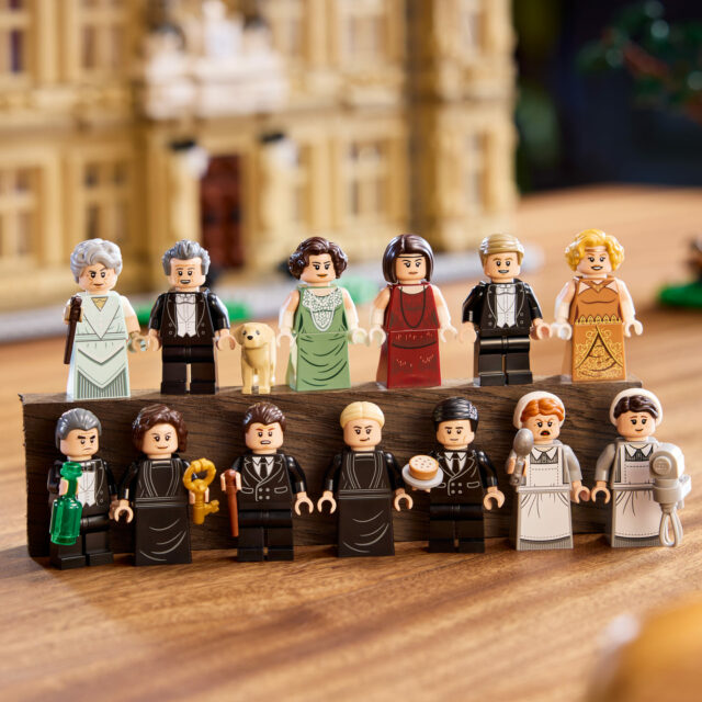 LEGO Ideas 21373: Downton Abbey