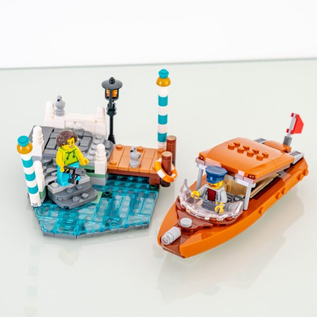 Review LEGO Icons 40898 Venetian Water Taxi